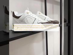 ルイ・ヴィトンのレディースクラシックホワイト快適スポーツシューズ、厚底、快適なLVハイカットスポーツシューズ、深いレースカジュアル