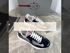 メンズ本革スポーツウェアとカジュアルプラダカジュアルシューズ、パテントレザー光沢のある表面カップルスタイルのアウトドアスポーツシューズ、ファブリックラバー通気性ラウンドヘッドレーシング快適